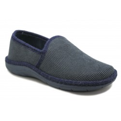 Zapatilla cerrada para plantillas. Hombre